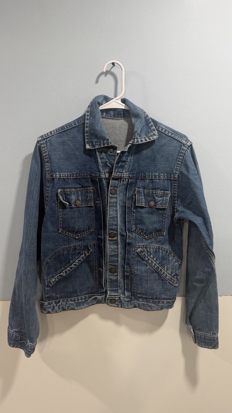 True Vintage 1960s Denim Jacket Trucker selvedge distressed Size M Petite